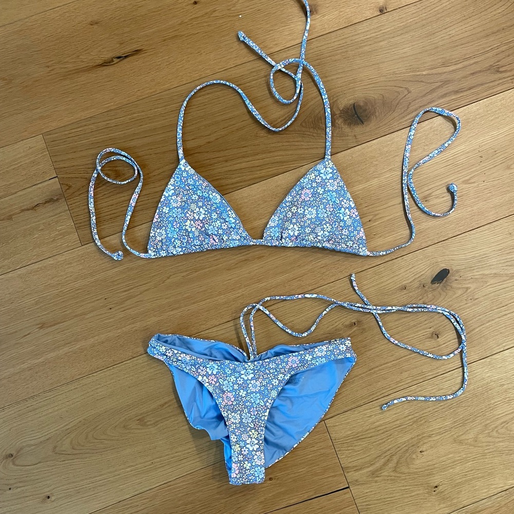 Frankie’s Bikini